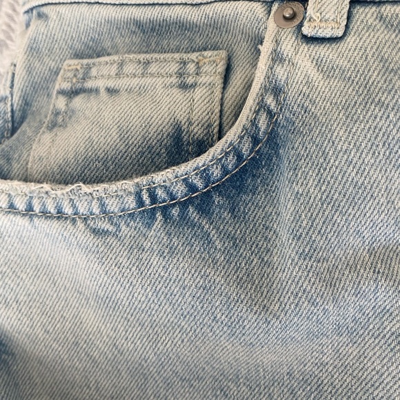H&M 90’s baggy jeans - Picture 9 of 10